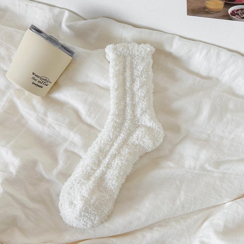 Women Socks Winter Fleece Fuzzy Socks Female Autumn Happy Funny Middle Thick Tube Warm Home Black White Floor Soft Sleep Sock
