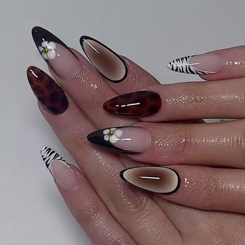 

Pack of 24 French False Nail With Leopard Design Striped Floral Patterns Steel Beads For Women Elegant Press On Nail 1