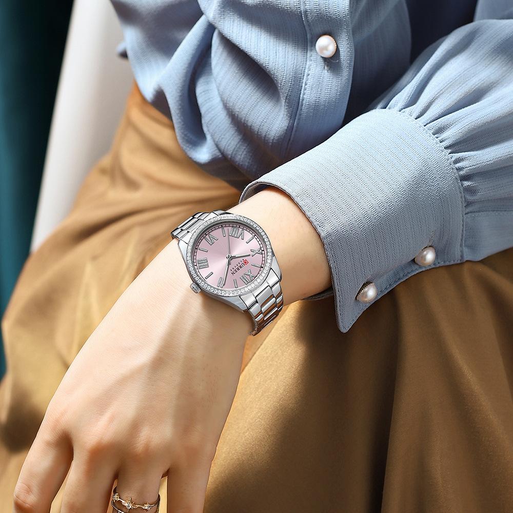 CURREN NEW Luxury Stainless Steel Wristwatches for Ladies Romantic Rose Pink with Rhinestones Roman Numeral Dial