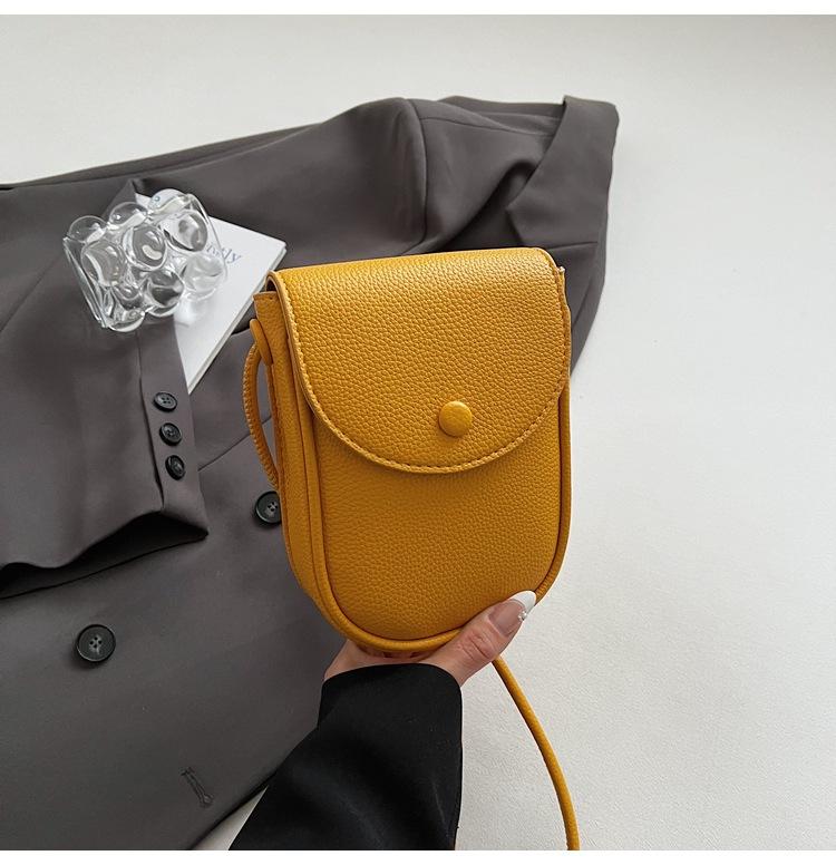 

Маленькая сумка из мягкой кожи, женская сумка через плечо для мобильного телефона, новая модная маленькая квадратная сумка 2025, модная универсальная вертикальная сумка для мобильного телефона