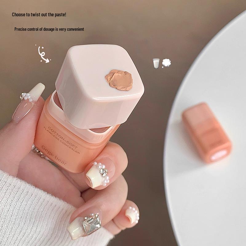 Gege Bear Soft & Flawless Concealer: Covers Spots, Freckles, Acne Scars, Dark Circles—Hydrating & Smooth, No Caking.