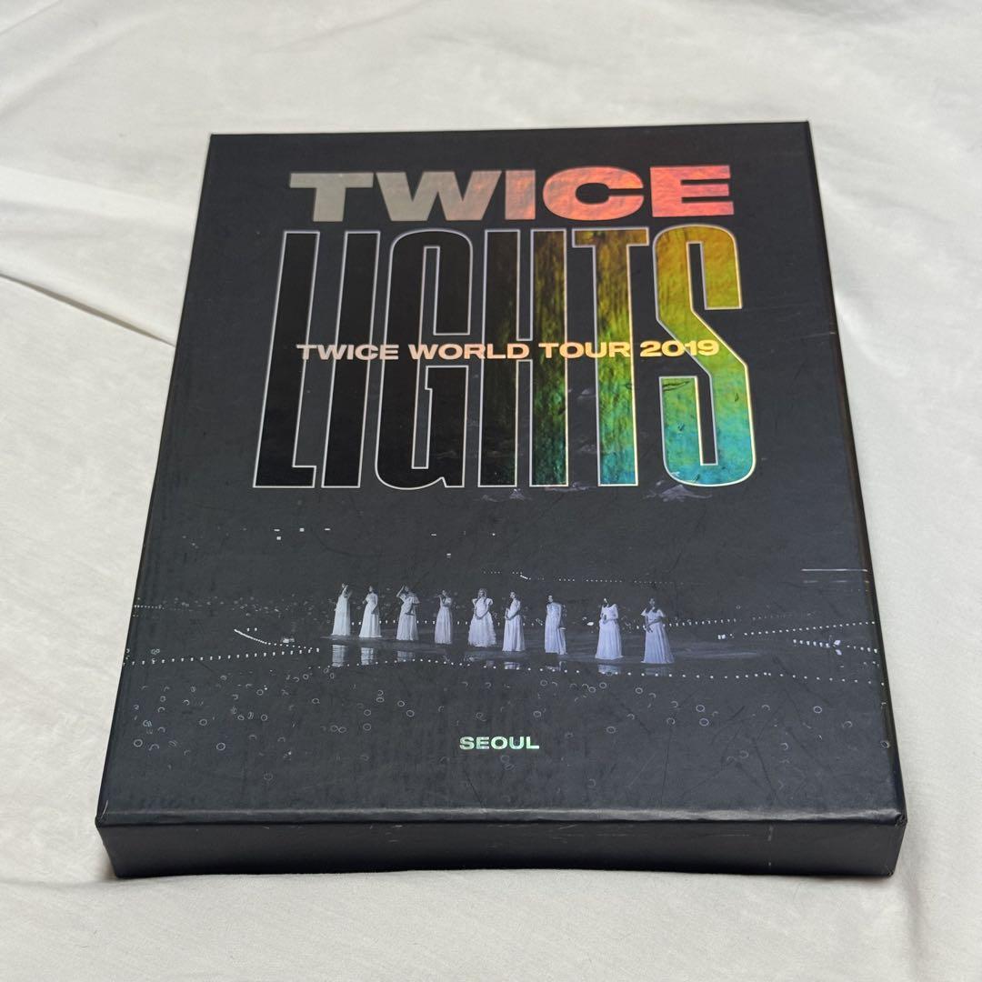 

[USED] TWICE WORLD TOUR 2019 LIGHTS