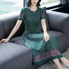 Fragmented floral pleated dress for women's summer new loose mid length covered belly style slimming pleated skirt