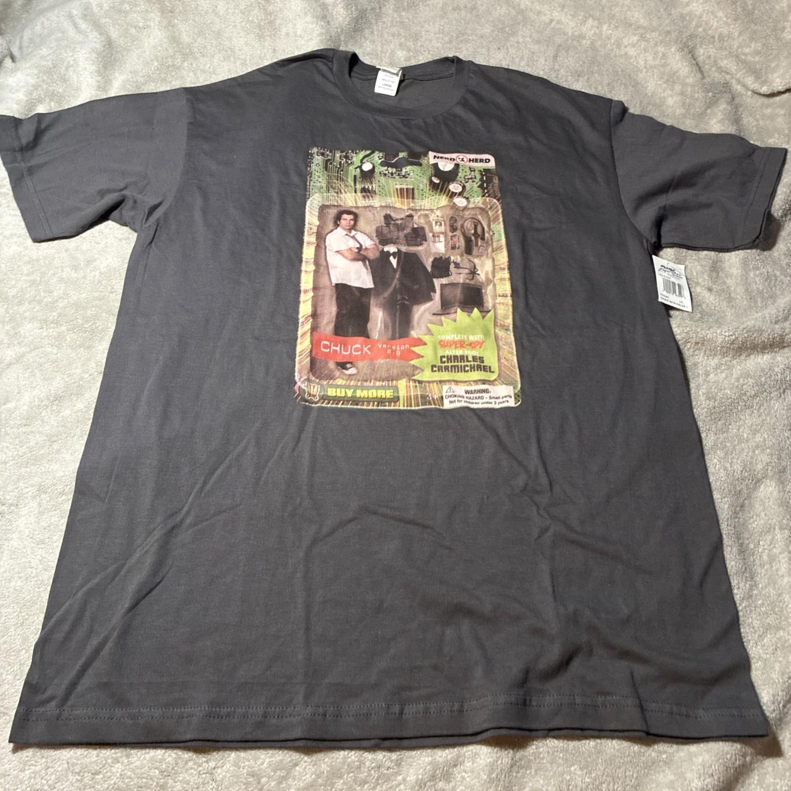 Chuck TV Show Herd Nerd Action Figure L Drama Movie NBC New Vintage Y2K Unisex T-Shirt L