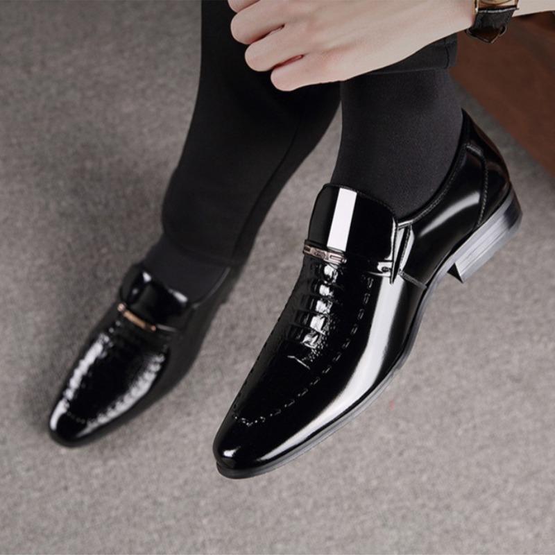 Móda 2025Nové pánské společenské boty Módní špičaté kožené boty Klasické business casual kožené boty pro muže Mokasíny Zapatos Hombre