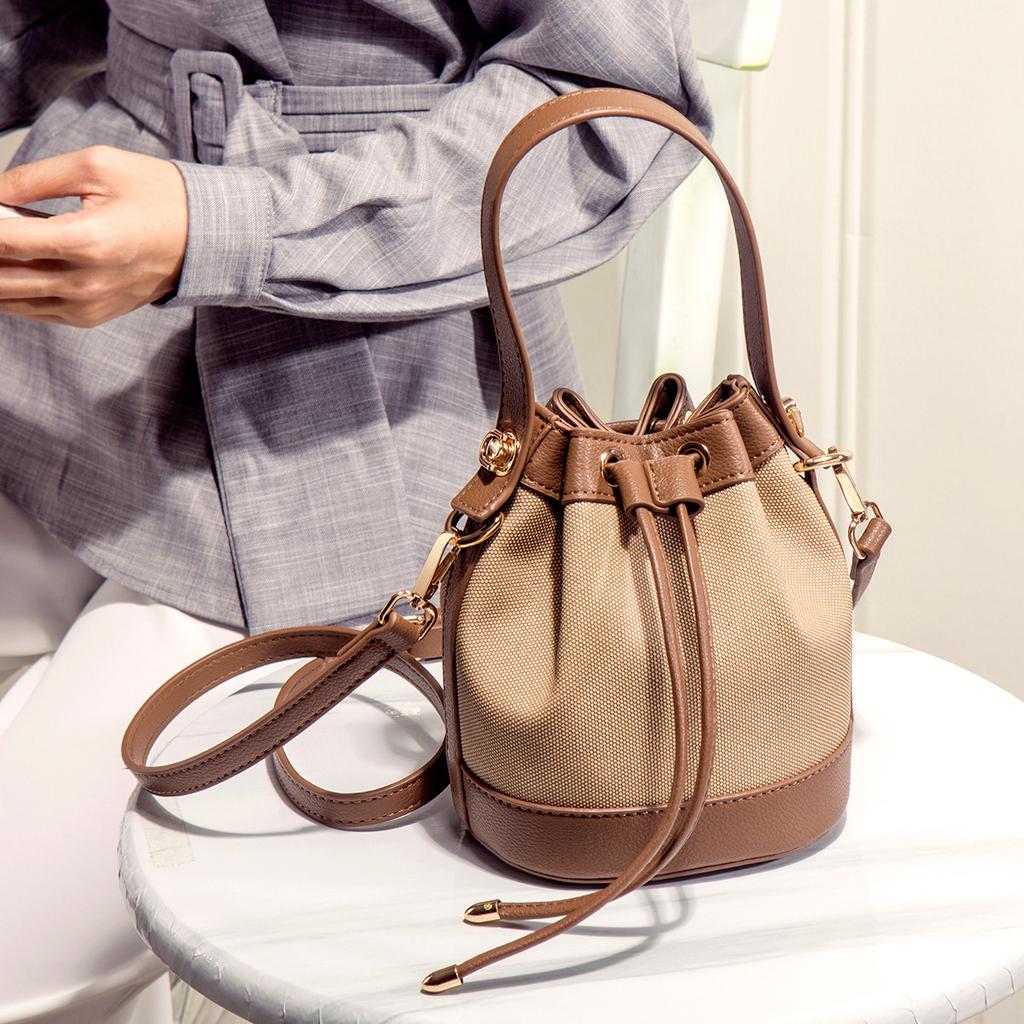 Small bucket bag women's high-end bag 2025 new niche vegetable basket women's bag super hot portable messenger bag summer