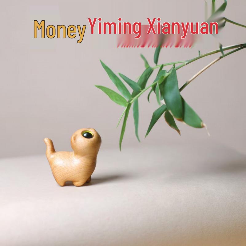 Yi Ming Cypress Wood Carved Cat Ornament Pocket-Sized Decoration