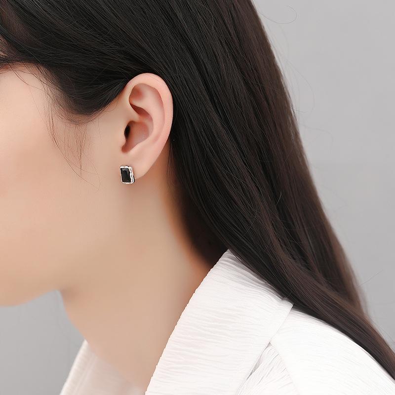 S925 Schimmernde Ohrstecker aus reinem Edelstein Sterling Silber für Männer und Frauen Nischendesign Hochwertige elegante Ohrringe