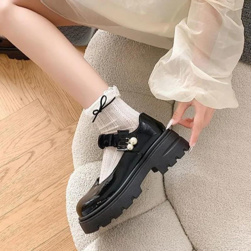 Plattform Japansk Stil Lolita Gotiska Skor för Kvinnor Pärla Kawaii med Mellanhöga Klackar Loafers Rund Tå Mary Jane Dam Pumps 39