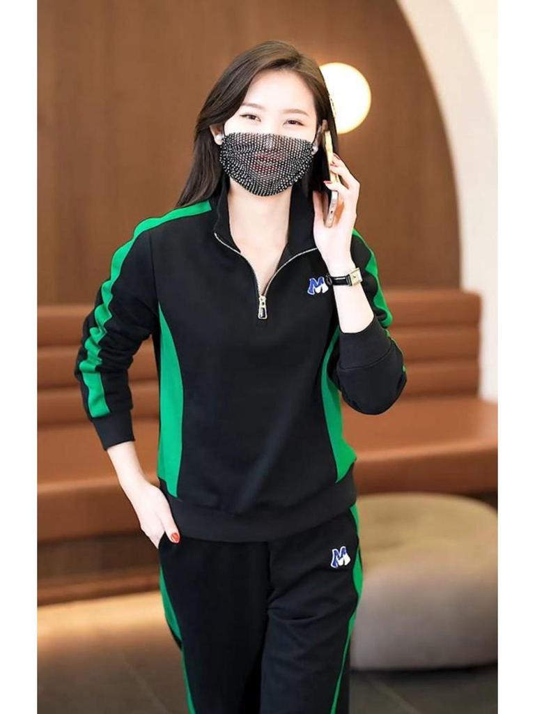 Popular Women's Spring & Autumn Tracksuit Set: Fashionable Hoodie & Wide-Leg Pants for Middle-Aged Mothers – 2025 Collection