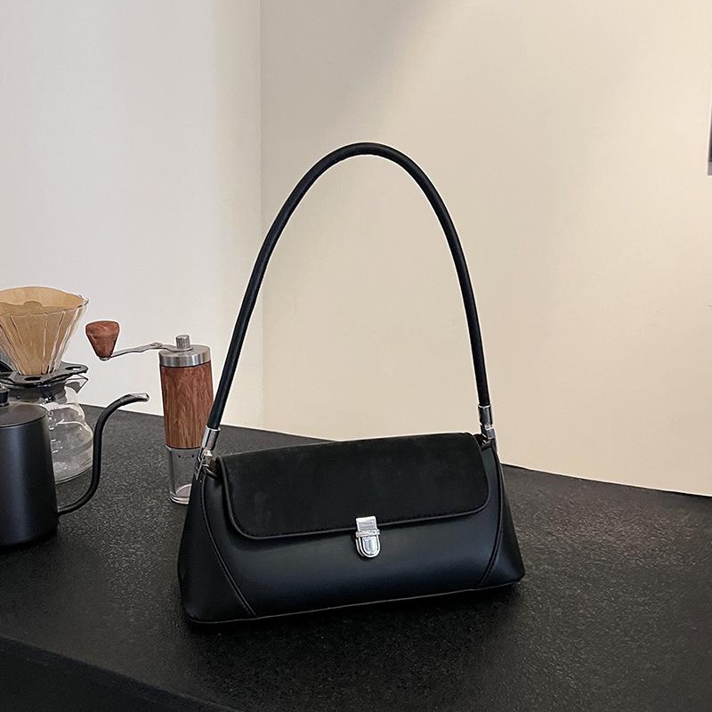 Fashion Versatile High Quality PU One Shoulder Underarm Bag Women Summer Autumn New Personalized Lock Buckle Commuter Bag