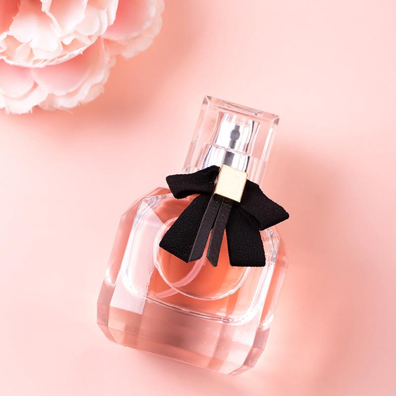 Women's Fragrance Is Fresh and Long-lasting, Light Fragrance Reverses the Parisian Fruit Fragrance