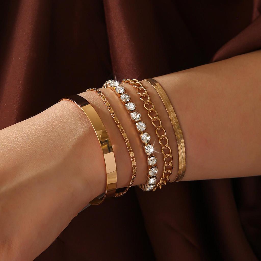 Minimalist KC Gold Women's Multi-layer Stackable Chain Bracelet Set
