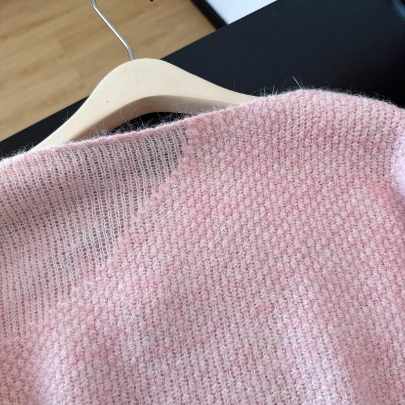 Plus Size Floral Knit Sweater: Chic, Slimming, Soft & Cozy Autumn/Winter Fashion for Women
