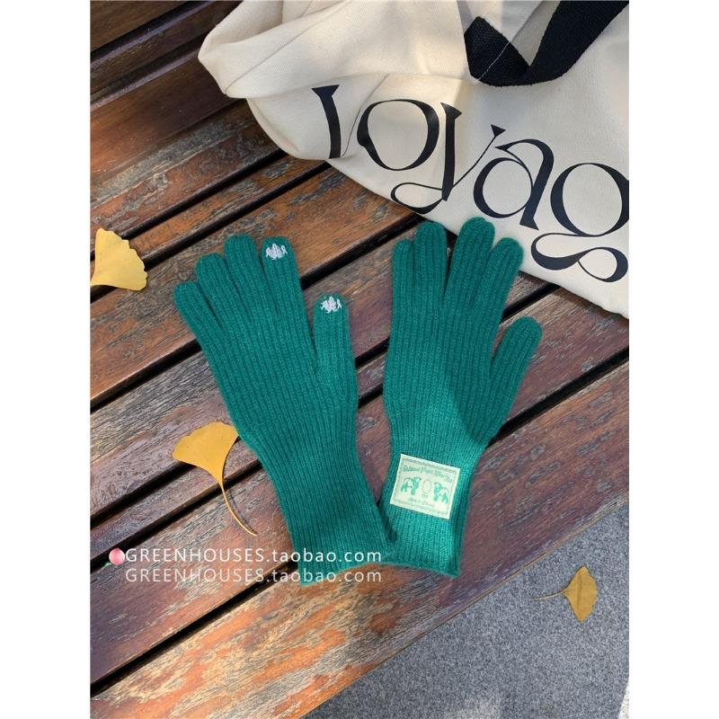 

Корейские теплые зимние варежки с пятью пальцами для женщин, вязаные шерстяные с нашивкой, с сенсорным экраном, однотонные, студенческие, для катания на велосипеде для защиты от холода one size