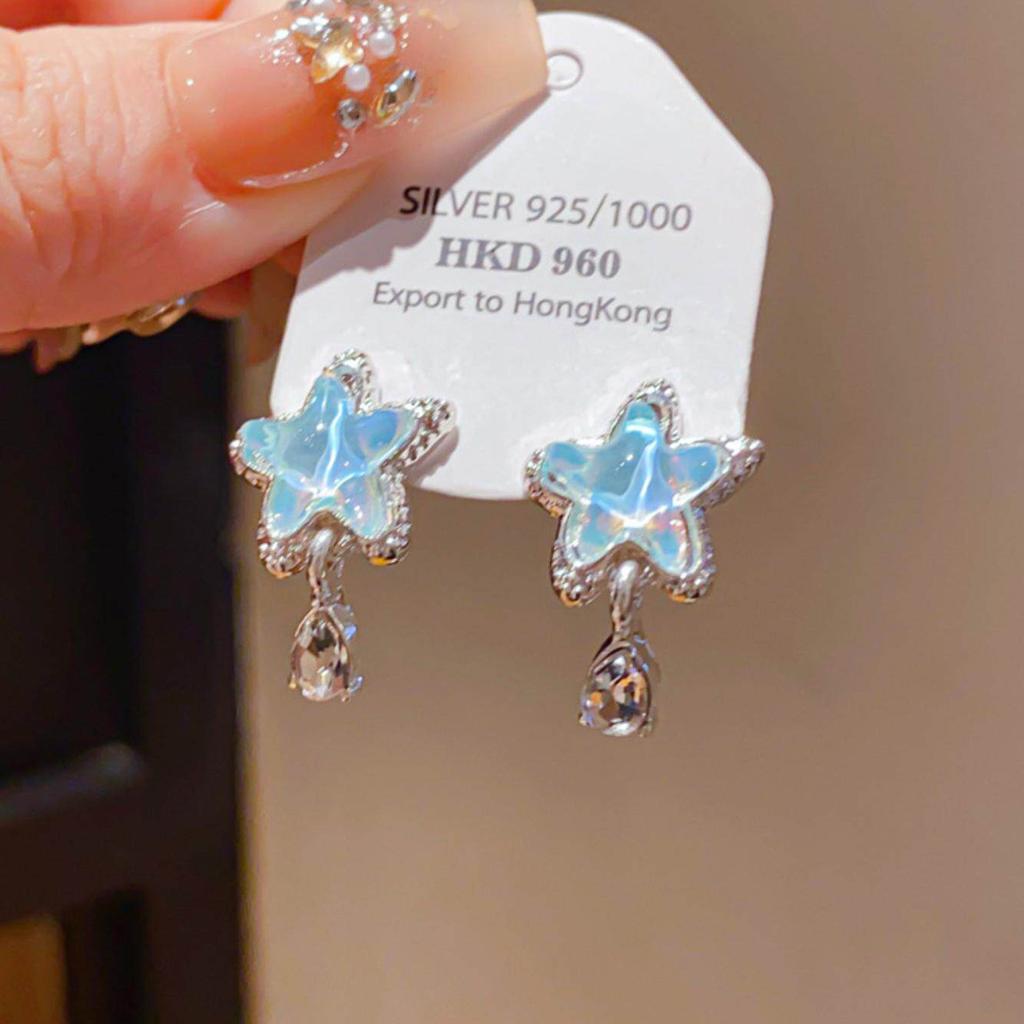 Seaside vacation style starfish stud earrings for women, 1011 new hot item, high-end elegance, light luxury, exquisite exquisite earrings