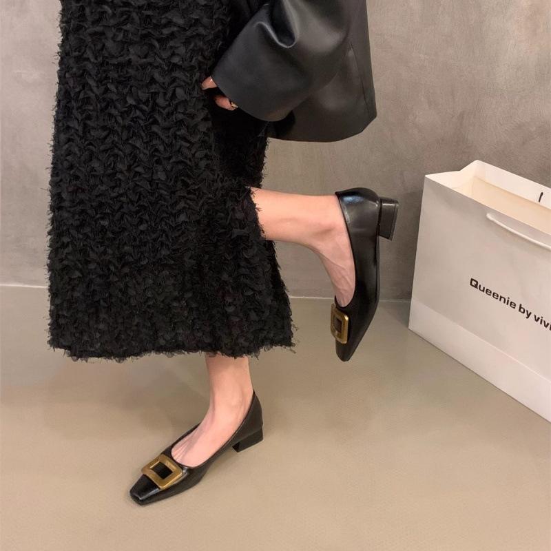 

Туфли-лодочки Suding на французском толстом каблуке с квадратным носком женские 2025 новая осень на одной педали ретро универсальные черные для работы 35