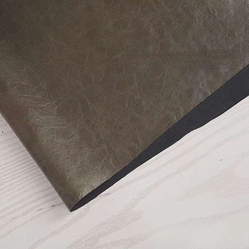 100x138cm PU Deri Kumaş Parlak Yumuşak Deri Yağlı Mumlu Deri Tasarımcı Su Geçirmez Kendin Yap Dikiş Ceket Pantolon Trend Giysiler İçin