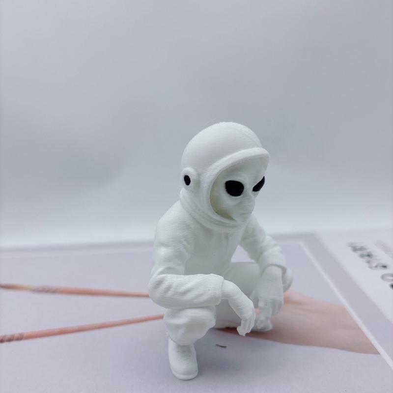 3D Printed Alien Statue Ornaments, Modern Alien Plastic Decorations, Sci-fi Room Space Fun Decorations, Unique Creative Gifts