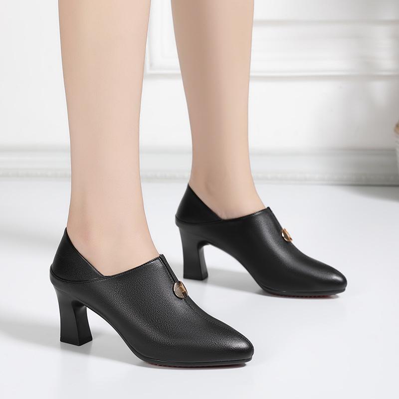 

Весна Осінь Нові Жіночі Гостроносі Туфлі з Глибоким Вирізом Модні Однотонні Зручні На Підборах Взуття з М якої Шкіри 38(Foot24cm)