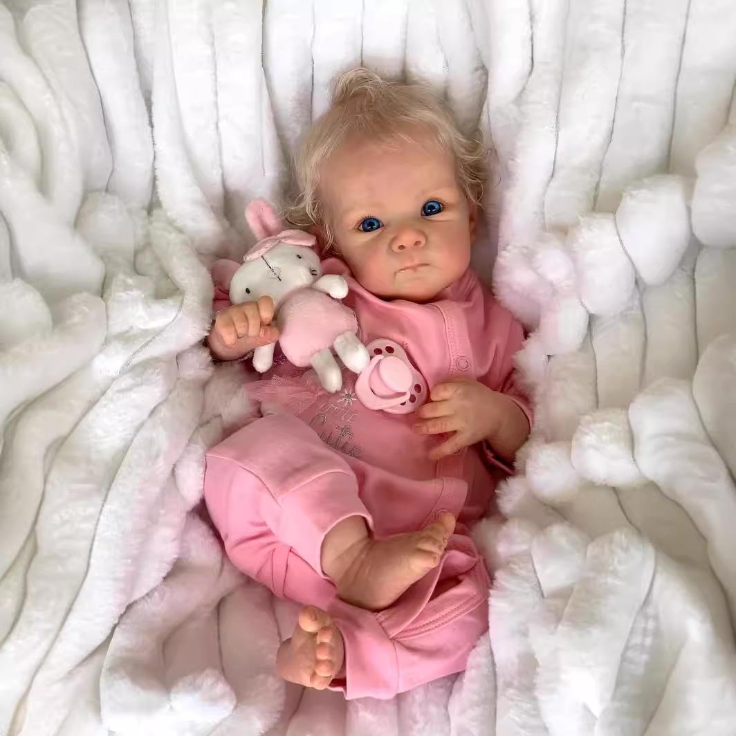 18 Bettie Lifelike Reborn Baby Doll - Realistic Newborn Look 48 cm Full silicone