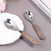 1 szt. Sztućce ze stali nierdzewnej z imitacją drewnianej rączki, zachodnia zastawa stołowa, łyżka do deseru i zupy, zastawa stołowa do baru i restauracji zachodniej