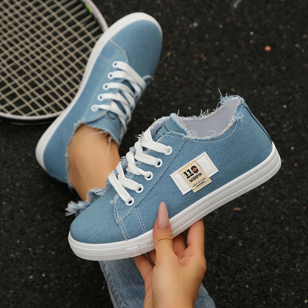 Little white shoes women's ins tide 2025 new spring and autumn canvas shoes students casual versatile flat bottom versatile niche