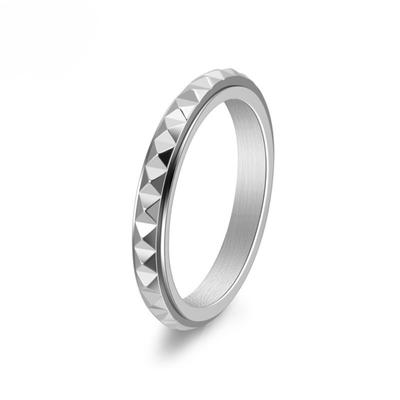 Rotating Pyramid Side Ring for Women Rose Gold Jewelry Elegant Finger Ring