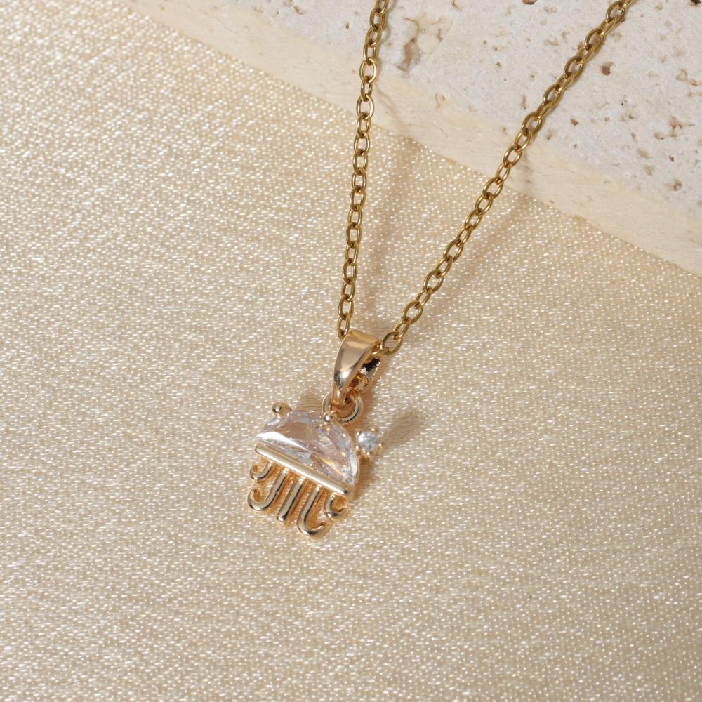 1 Piece Simple Artificial Crystal Bear Pendant Necklaces for Women Golden Stainless Steel Necklace Jewelry Daily Accessories