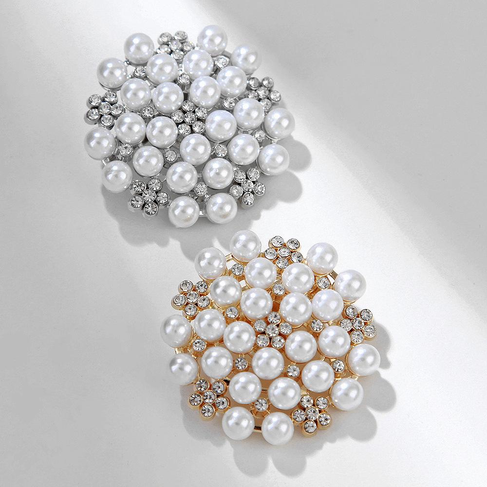 Fashion Environmental Protection Alloy Full of Pearls Camellia Pin Female Corsage Clothing Accessories Jewelry Long-Lasting Color Exquisite Brooch