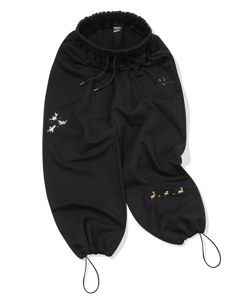 CPGN STUDIO Animal Stitch Sweatpants Black