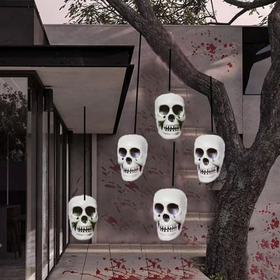 Halloweenská závěsná dekorace lebky Realistická plastová lidská hlava rekvizita Strašidelná ozdoba hlavy kostlivce se šňůrkou pro domácí párty, dekoraci strašidelného domu