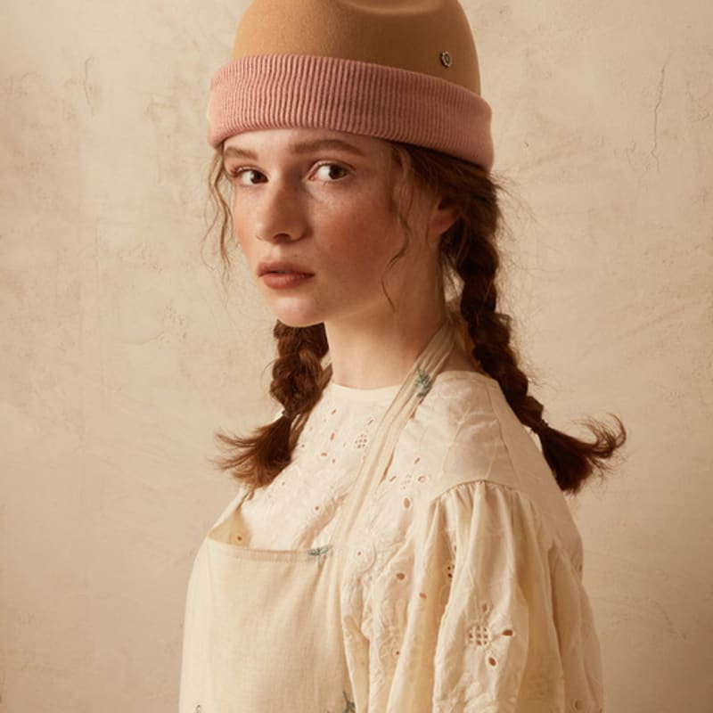 

Коричневая шляпа Фетровая корона бини - Бежевый BEIGE