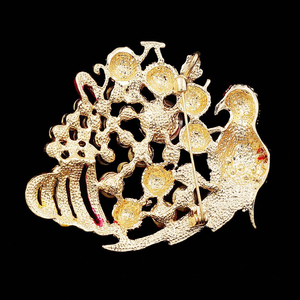 SKEDS Broches de luxe pour femmes, ornées de strass, représentant des oiseaux et des fruits. Bijoux fantaisie brillants, parfaits pour décorer une boutique ou comme cadeau.