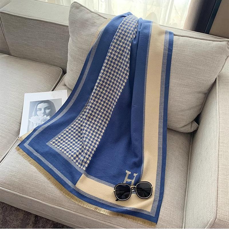 Luxury Winter Cashmere Scarf Women  Design Warm Pashmina Blanket Poncho Scarves Female Carriage Shawl Thick Foulard Bufanda