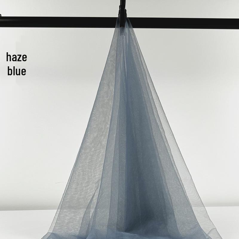 Blaues Gaze-Weichgarn für Kindergartenbühnen- und Decken Dekoration, Abschlussfeier Szene