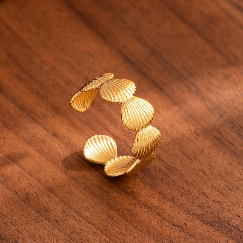 Scallop Ocean Series Stainless Steel Women's Ring – Titanium Colorfast Vacuum Electroplating