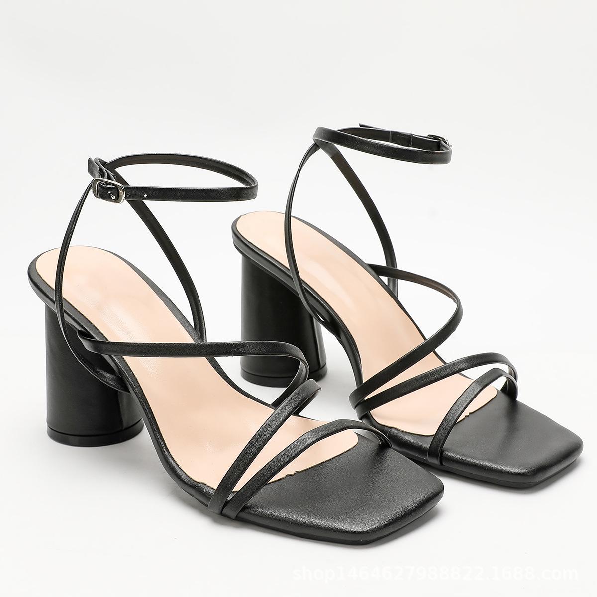 

Новые простые туфли с квадратным носком, на тонком ремешке, универсальные, на толстом каблуке, босоножки с открытым носком и высоким каблуком 43 чёрный