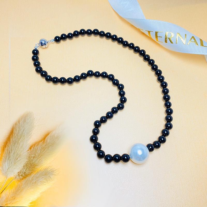 

Black & White Melody Necklace: 925 Sterling Silver Clasp, Natural Black Agate & Shell Pearl, Elegant Women s Gift 40cm