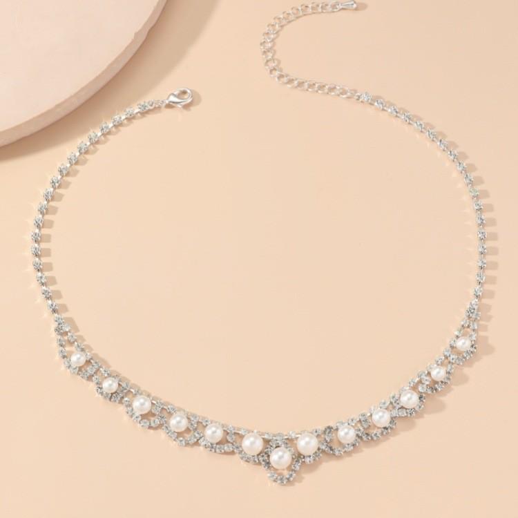 

BLINGBAY Женское ожерелье с подвеской и бриллиантовым полым жемчугом, блестящее модное ожерелье с ключичной цепочкой, легкое роскошное ожерелье высокого класса, подарок на день рождения для девочки