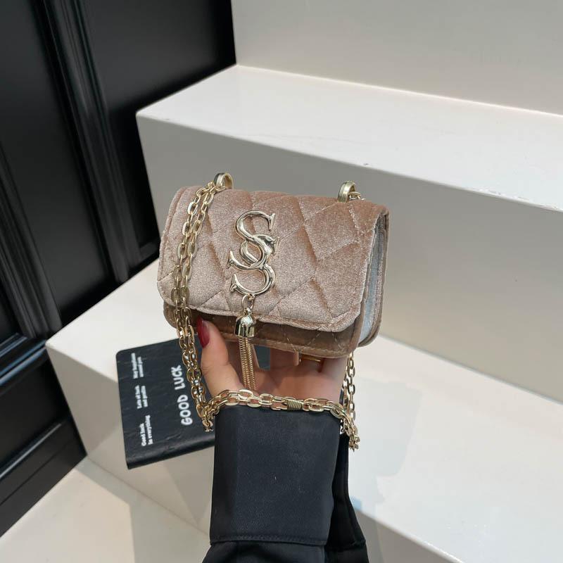 

Золотой бархат новая цепочка женская осенняя мода двойная вышивка нитью S одно плечо кроссбоди маленькая квадратная женская сумка хаки