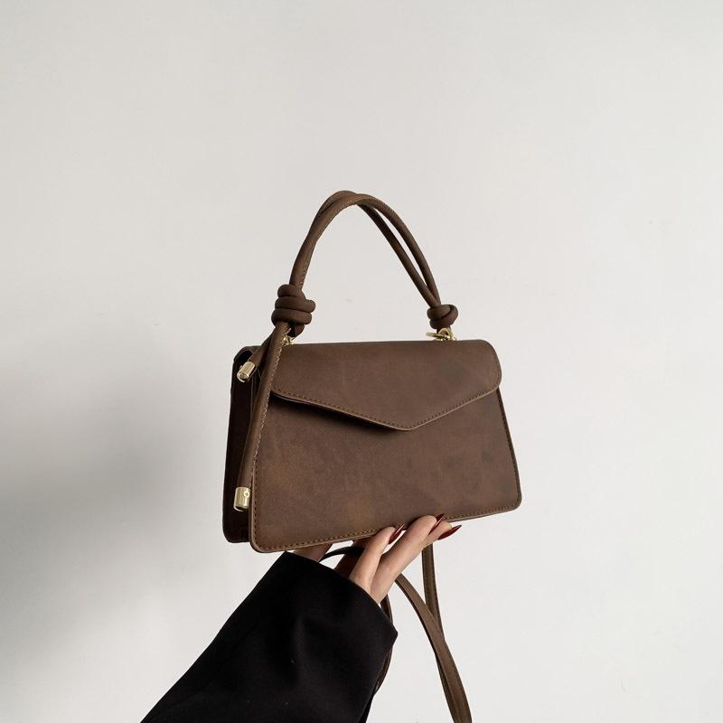

Internet celebrity fashion simple personality small bag women s spring new versatile ins shoulder messenger bag small square bag