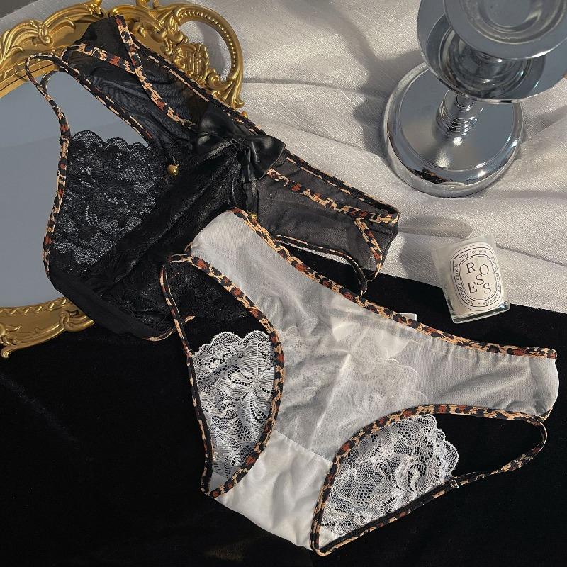 Ladies Summer Thin Sexy Leopard Lace Hollow Out Breathable Hip Mid Waist Triangle Briefs