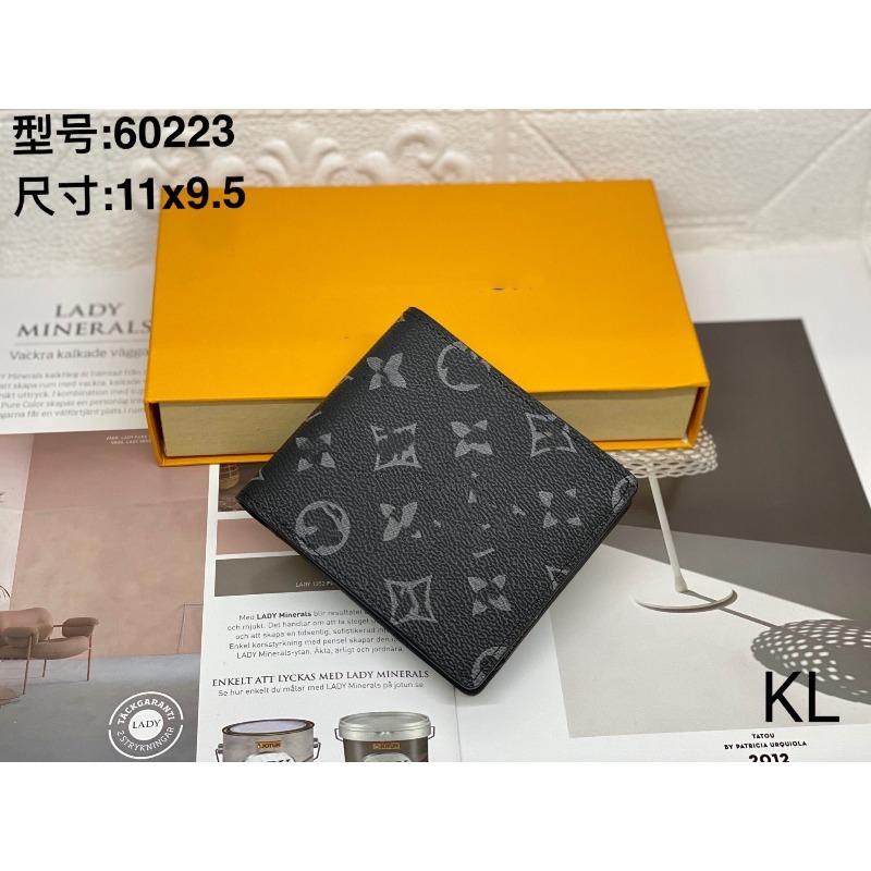 Die Geldbörse ist modisch, die meisten Kartenfächer, die Kartenhülle ist klassisch, die alte Blumen-Münztasche ist schön anzusehen, praktisch und klein.