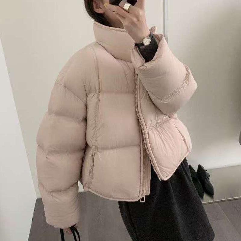 

Женский короткий пуховик 2025 зима милый воротник-стойка пышный маленький пух белого утенка куртка-хлеб S