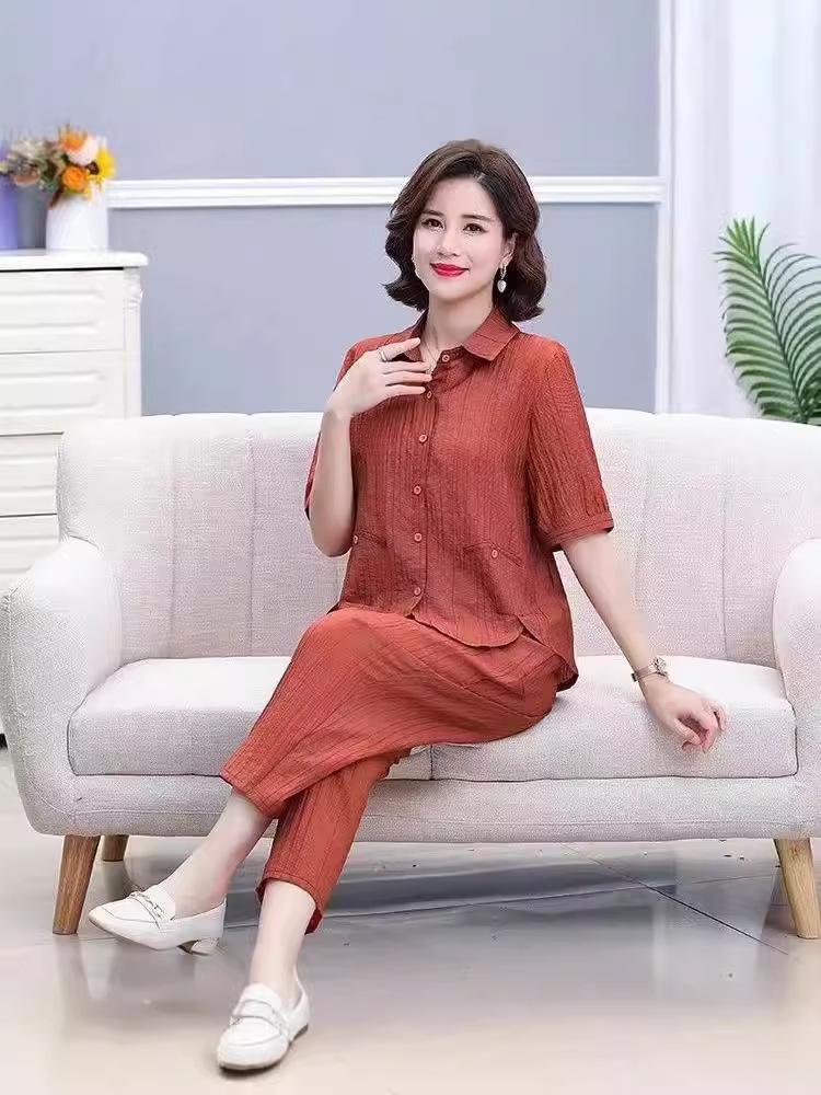 Loose Fit Plus Size Summer Two-Piece Set for Middle-Aged Women