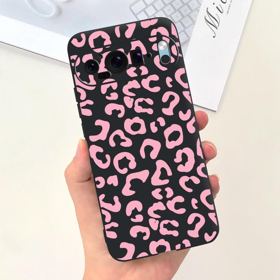 For Coque Google Pixel 9 Pro Phone Case Lovely Astronaut Duck Cow Shockproof Silicone Soft Cover For Google Pixel 9 Pixel9 Shell