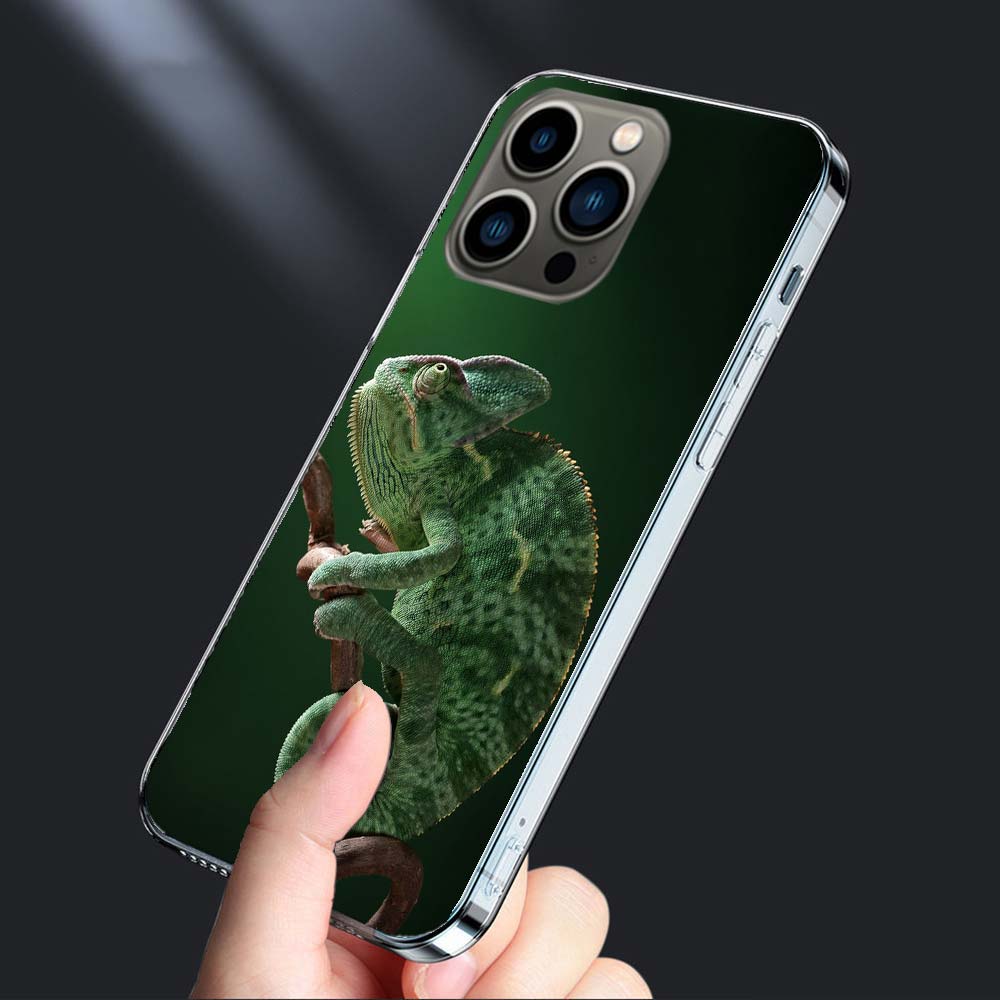 Chameleon Funny Wildlife Phone Case For Iphone 16E 15 Pro 14 Plus 17E 16 17 Pro Max Air 11 12 13 Mini Shockproof Capa Cute Co