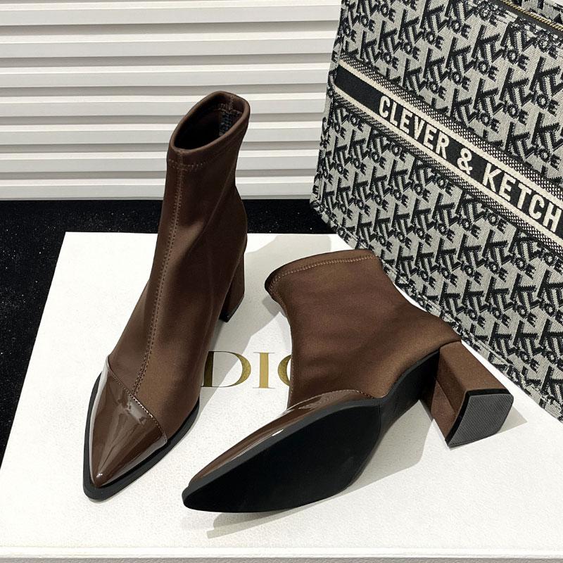 Moda Damskie Botki do Kostki 2024 Moda Zimowa Seksowne Botki Chelsea na Platformie Kobiety Szpiczasty Nosek Zamek Błyskawiczny Casual Wygodne Buty dla Kobiet