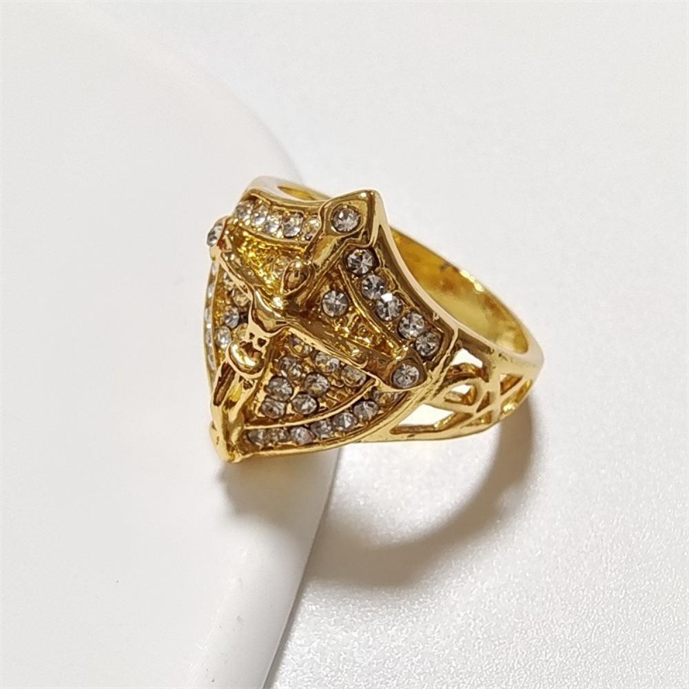 Punk Simple and Elegant Golden Jesus Cross Shield Men's Ring Zirconia Dazzling Motorcycle Party Hip-hop Men's Accessories